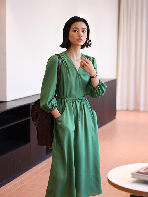 HeyDress莱赛尔连衣裙女春季法式V领宽松收腰显瘦感气质裙子 商品图1