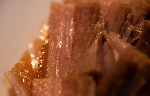 顺丰包邮 | 陇西大胡子腊肉 当天出锅 真空包装 肥瘦相间五花肉咸肉 夹馍吃超级香 商品图4