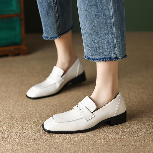 春秋新款，厚底方头一脚蹬小皮鞋TYM-6148 商品图0