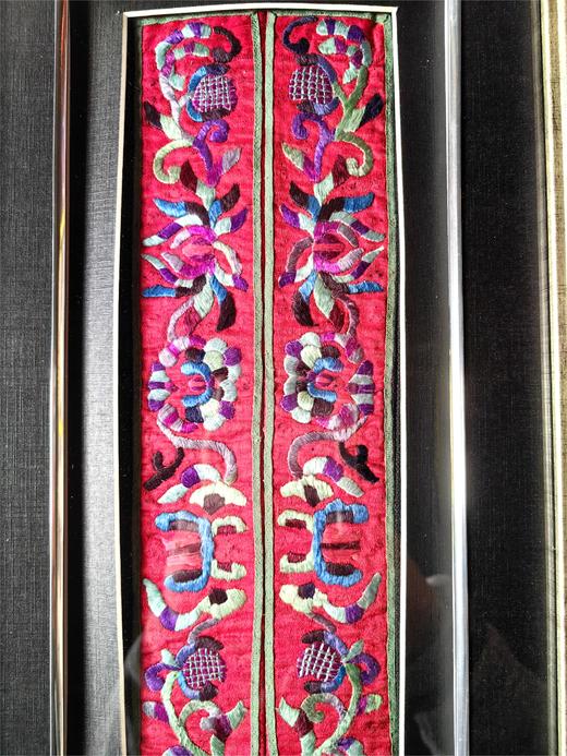 深山集市 榕江衣绣片画框25*9cm 商品图0