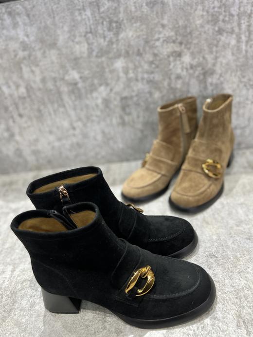 IUIU SECOND 磨砂饰扣中跟内拉链短靴及踝靴U21DS44501 商品图1