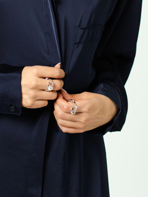 APRESI｜TROUVAILLE Millennium Cut Oval White Topaz Fluid Ring [流转戒指] 商品图4