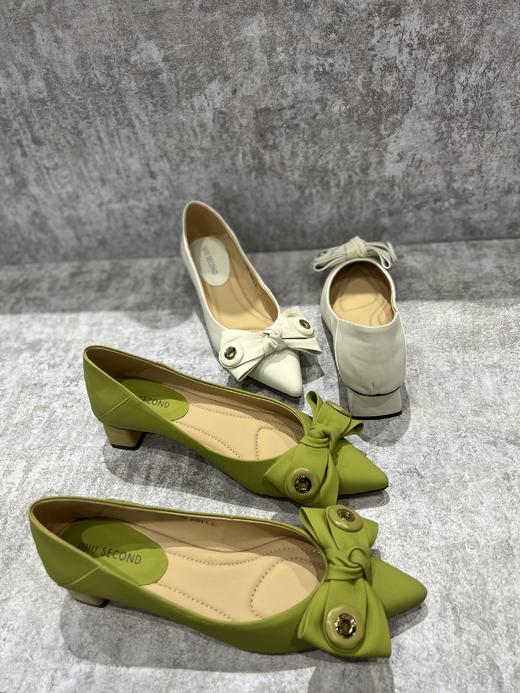 IUIU SECOND 新款气质尖头蝴蝶结浅口单鞋U23AE12661 商品图1