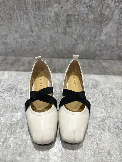 IUIU SECOND 新款软皮一脚蹬芭蕾舞鞋平底单鞋U23AE12501 商品图3