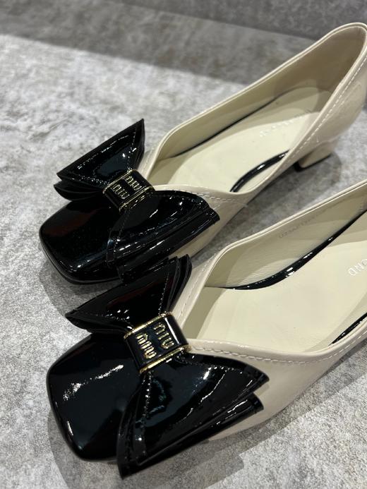 IUIU SECOND 新款拼色方头蝴蝶结浅口单鞋U23AE12691 商品图3