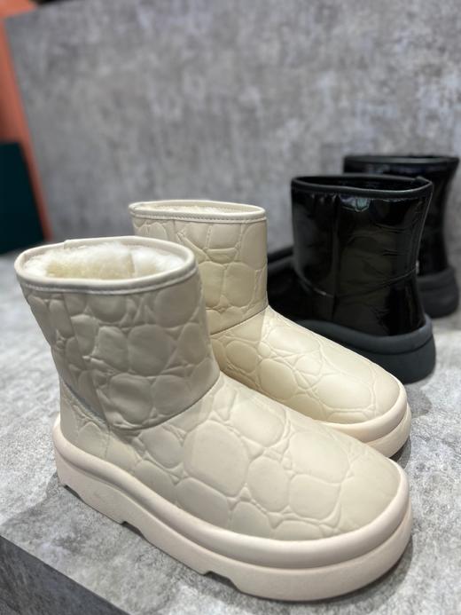 IUIU SECOND 圆头亮面雪地靴U21DS46721 商品图1