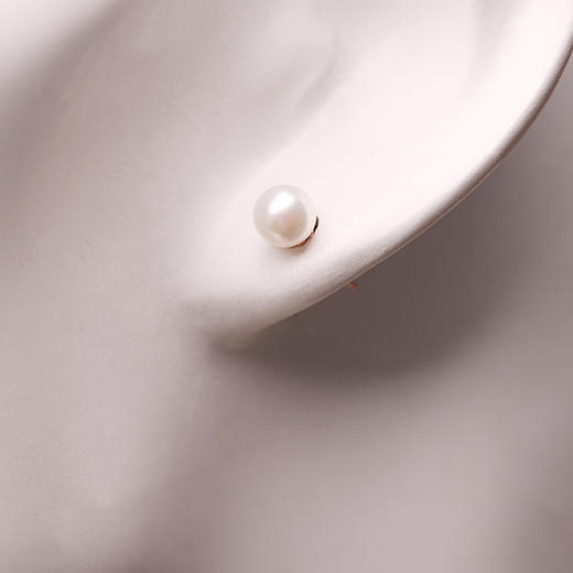 美裕 【律动】金18K海水珍珠耳钉 5-6mm白 106302 商品图3