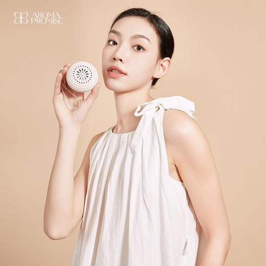 便携香薰盒风扇香薰盒精油扩香机迷你静音随身香薰机 商品图1