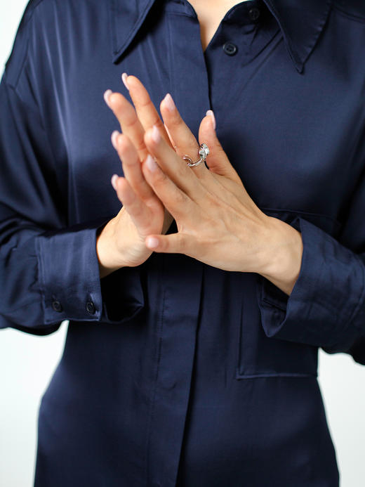 APRESI｜TROUVAILLE Millennium Cut Oval White Topaz Fluid Ring [流转戒指] 商品图1