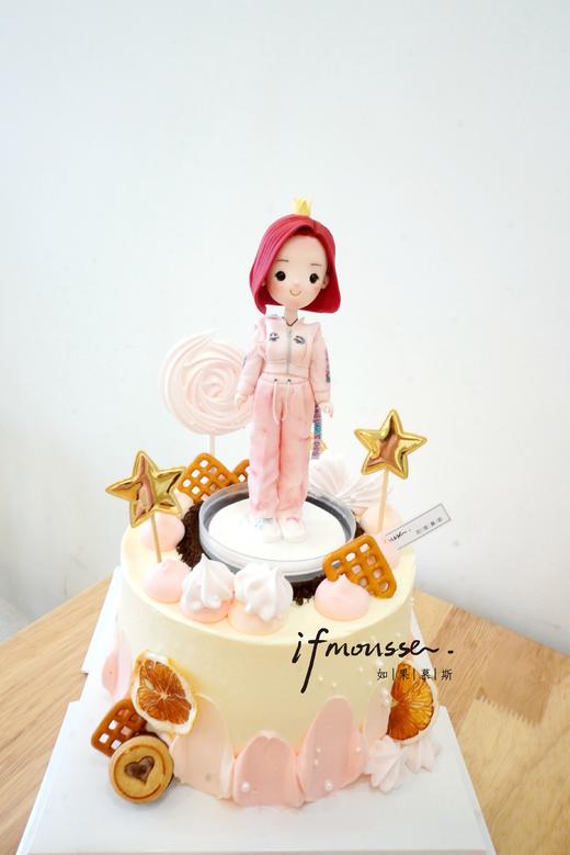 「翻糖定制」潮女人物定制 翻糖+奶油蛋糕 商品图0