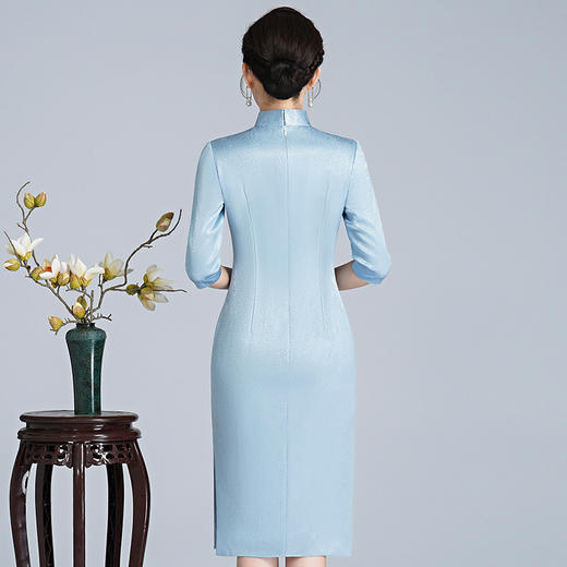 LHS-20270醋酸旗袍2024年新款气质年轻款少女改良连衣裙中国风刺绣裙春夏季 商品图3