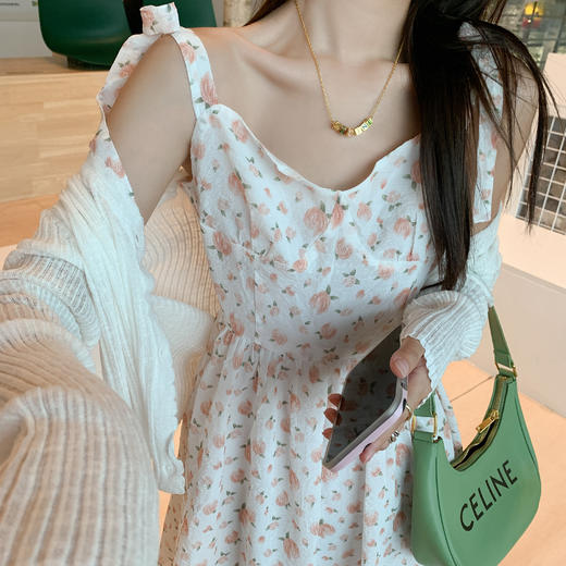 <曾小咸推荐>巨折清仓秒杀，稀有现货24小时发【仅限今日】  肩部系绳吊带连衣裙 商品图5