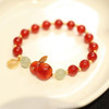 【爱的祝福】玉兔玛瑙草莓晶手串 商品缩略图0