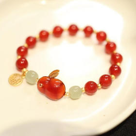 【爱的祝福】玉兔玛瑙草莓晶手串