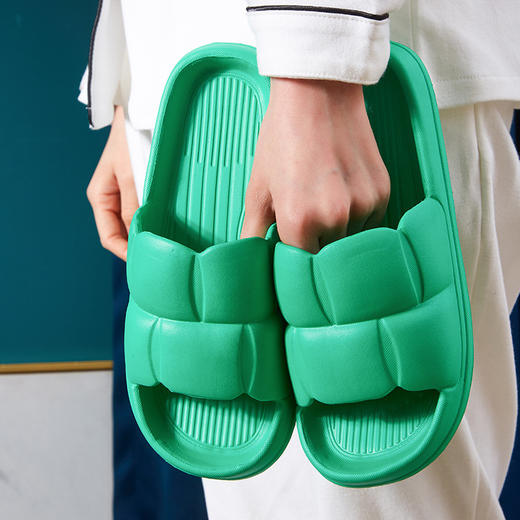 【9色可选！9.9/双】踩屎感厚底拖鞋 商品图1
