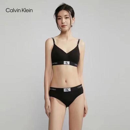 4楼CK Underwear 1996系列,2023春夏新款文胸，货号：QF7218，现价：490 商品图0