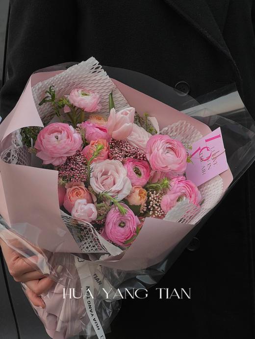 蝴蝶玫瑰 · 花束 商品图0