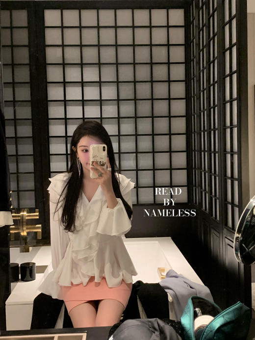 Read Nameless /浪漫白色缎面约会衬衫 商品图9