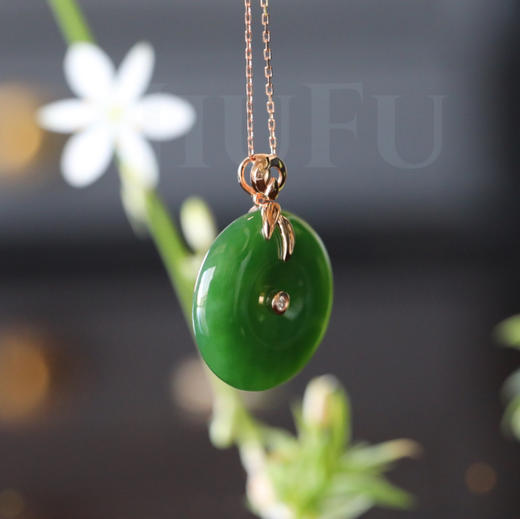 18K玫瑰金和田玉（碧玉）镶钻吊坠--竹报平安/平安扣22*5.5mm/菠菜绿 商品图3