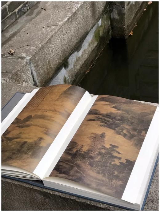 《绘冠南天：粤藏宋元书画特展》，精装，8开，广东省博物馆主编，浙江大学出版社2022年12月版，定价880，售价616元。 商品图6