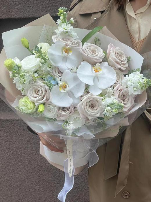 蝴蝶兰花束典雅 商品图5