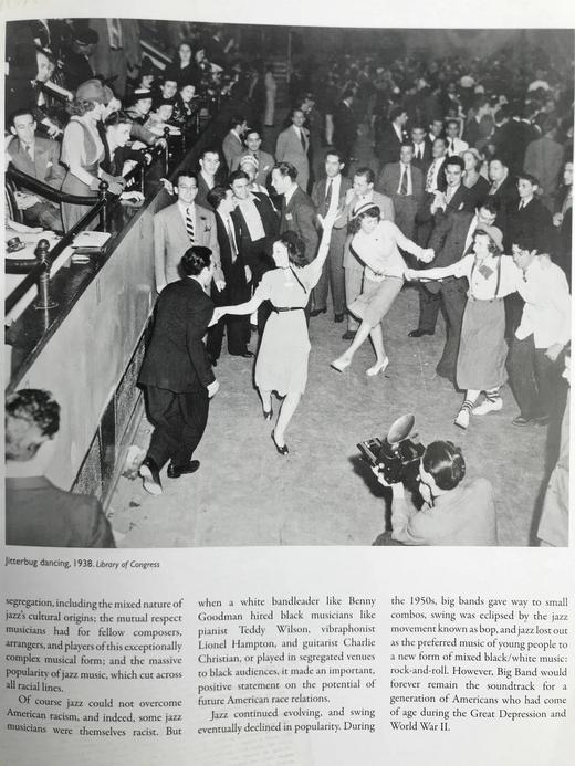 二十世纪的一百个时刻：美国视觉史 数百幅插图 精装16开 商品图9