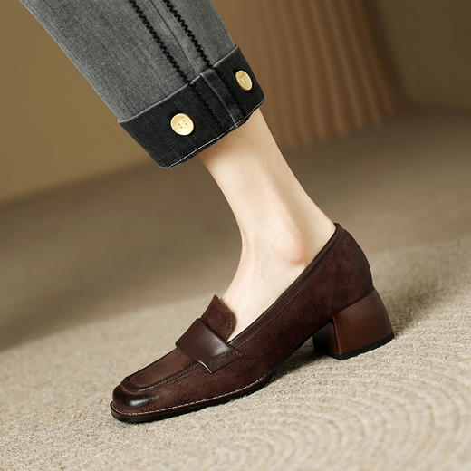 爆款百搭，平头粗跟真皮擦色单鞋BY-H209-1 商品图0