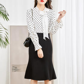 HRWM80139 2023春秋季收腰显瘦小众设计感青春洋气甜美两件套套裙女