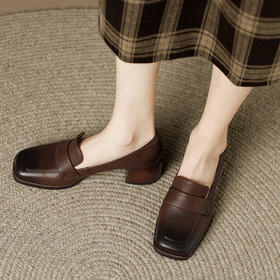 复古百搭，平头真皮粗跟单鞋BY-H201