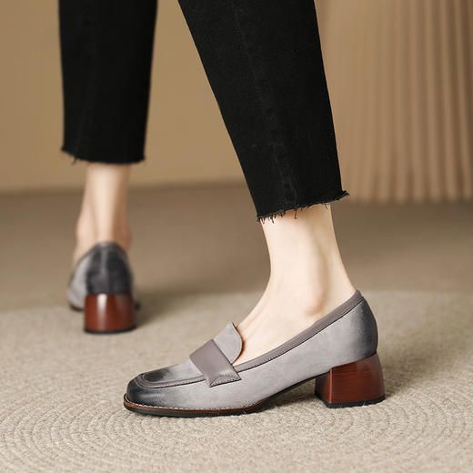 爆款百搭，平头粗跟真皮擦色单鞋BY-H209-1 商品图6