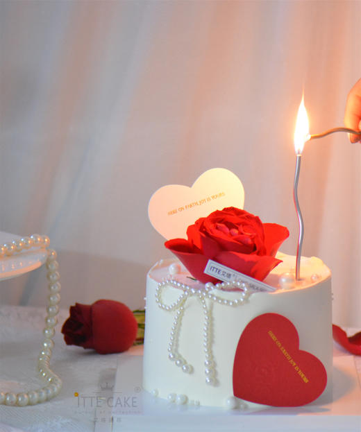 【爱在心中】动物奶油、新鲜水果、糯米蛋糕胚；情人节 表白 女友 恋人 商品图0