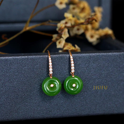 18K玫瑰金和田玉（碧玉）镶钻耳饰--平安如意/平安扣10*4mm/总长24mm/苹果绿 商品图0