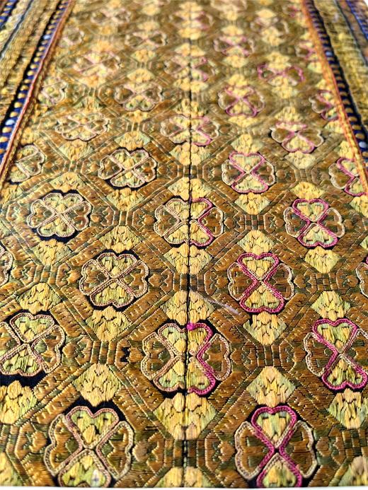 深山集市 黄平衣绣片画框31.5*22.5cm 商品图2