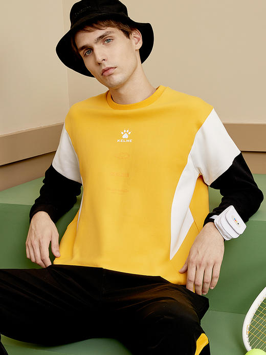 卡尔美春季新款男士圆领拼色卫衣 商品图1