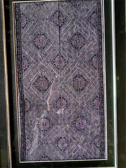 深山集市 黄平衣绣片画框37*21cm 商品图1