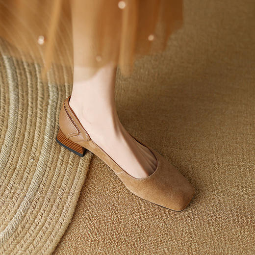 拼色翻皮方头复古，高跟深口单鞋LD-6262 商品图1