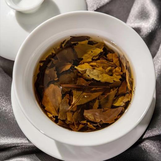 白茶 | 绿雪芽五虎将孟起2017白牡丹寿眉高山白茶357G/饼 商品图3