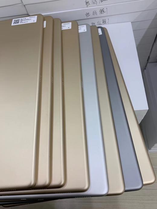 【编号PD71129】墙裂推荐，现货秒发！对 “平板刺客” Say no！新学期网课必备，特价出大容量大屏幕iPad Pro2 12.9英寸，苹果官方二手机，9.8-9.9新新单机，超大Retina高 商品图1