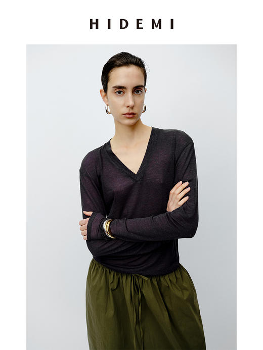 HIDEMI 柔顺云朵感清透V领超显瘦长袖薄针织T恤上衣 黑色/灰色/白色 商品图1