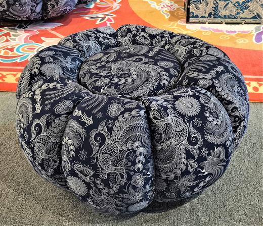 国潮手工艺沙发墩子蓝印花古纹样（购买价格请联系在线设计师） 商品图0