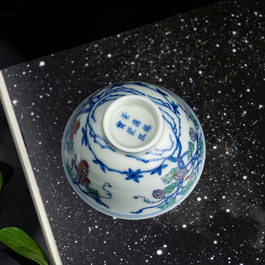 青花斗彩葡萄纹杯 商品图4