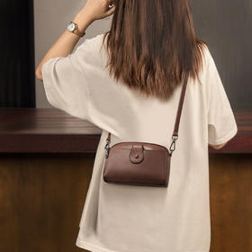 Safiya/索菲娅 2023新款高级感复古手机包单肩包包女式斜挎包女包SF9135016Y