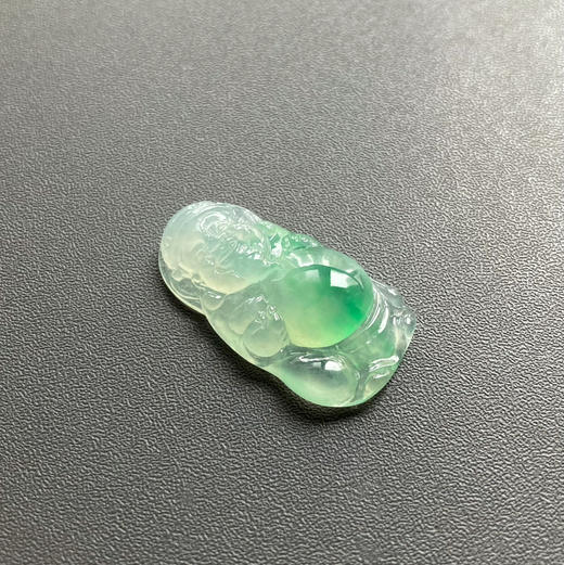 高冰种阳绿翡翠财神爷 商品图3