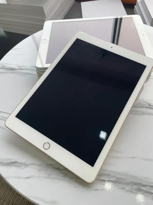 【编号PD7197】网课必备！现货秒发！热销款！性价比最高的苹果iPad 2017，9.8新！苹果官方二手机，原机保障，无忧质保90天，使用放心！ 9.7寸 128G WiFi版 1799元 商品图2