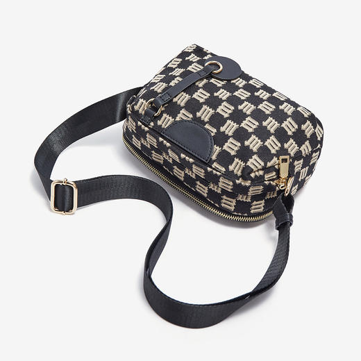 Safiya/索菲娅 2023新款大容量胸包腰包时尚单肩包女式斜挎包女包SF9151068Y 商品图0