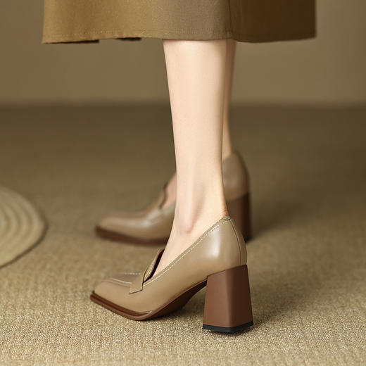 复古优雅，粗跟高跟鞋DP-9025 商品图1