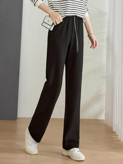 【五折购】熙世界黑色阔腿裤女春秋2025新款高腰垂感运动直筒裤子休闲针织裤 商品图1