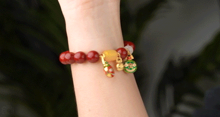 好“运”气随身戴！这两款香港周六福新年饰品，超低折扣我只说一次！