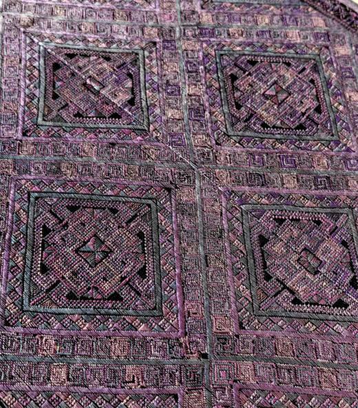 深山集市 黄平衣绣片画框37*21cm 商品图3