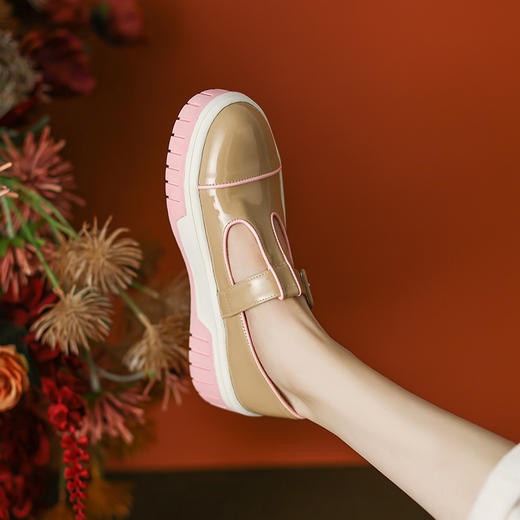 时尚减龄，时尚拼色圆头真皮厚底单鞋TYM-6109 商品图1